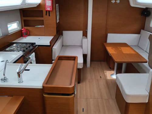 Jeanneau Sun Odyssey 410