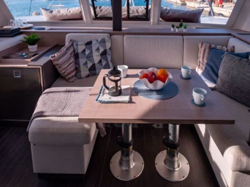 Fountaine Pajot Isla 40