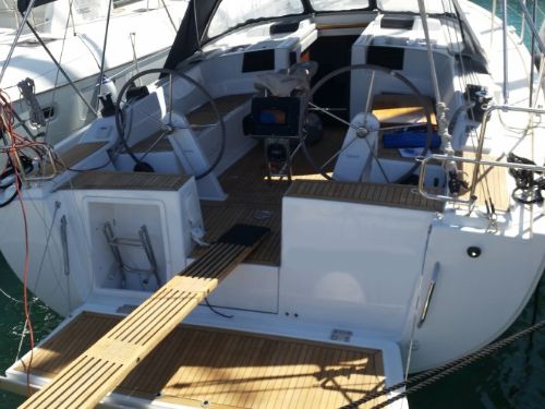 Hanse 415