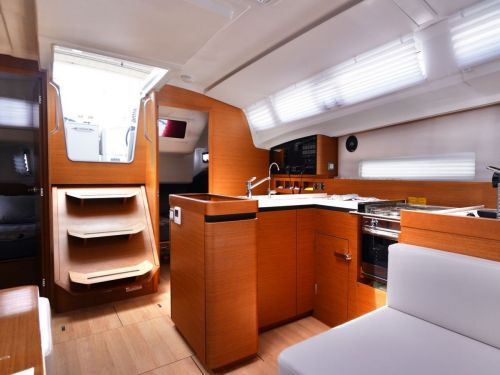 Jeanneau Sun Odyssey 410