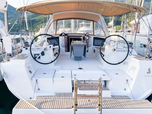 Beneteau Oceanis 45