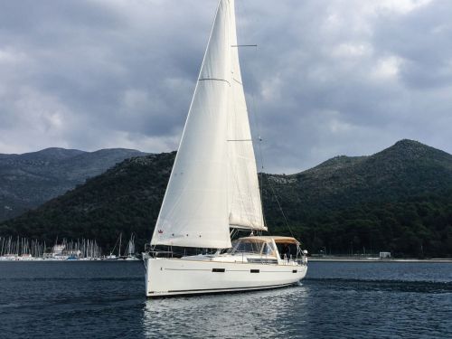 Beneteau Oceanis 45