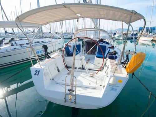 Beneteau First 35