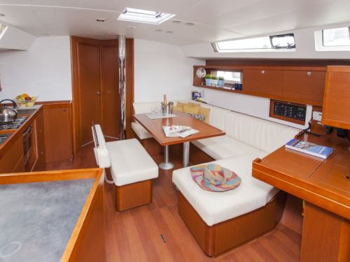 Beneteau Oceanis 45