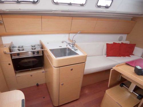 Beneteau First 35