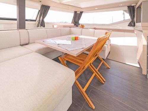 Fountaine Pajot Elba 45