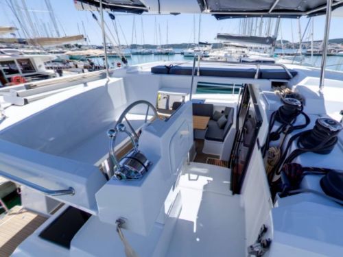 Fountaine Pajot Astrea 42