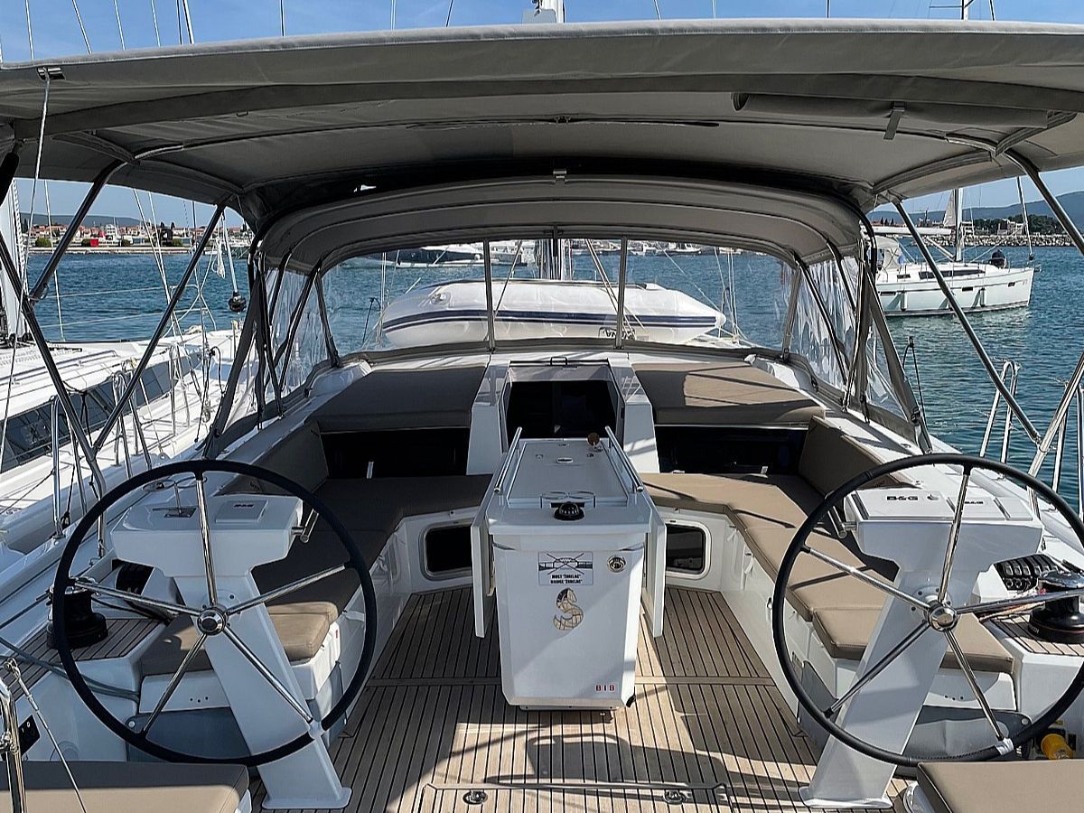 Beneteau Oceanis 51.1