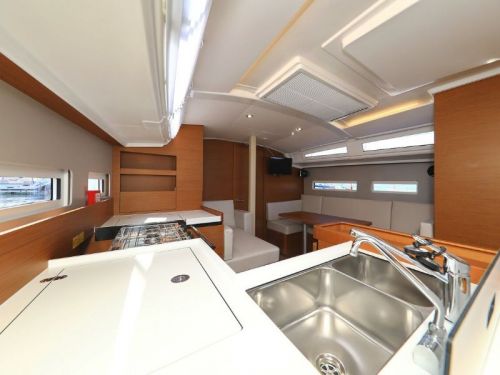 Jeanneau Sun Odyssey 410