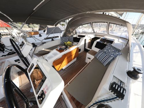 Hanse 458