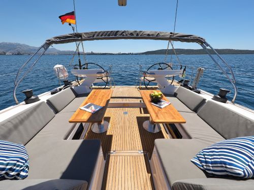 Hanse 588