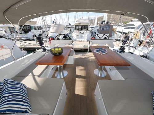 Hanse 460