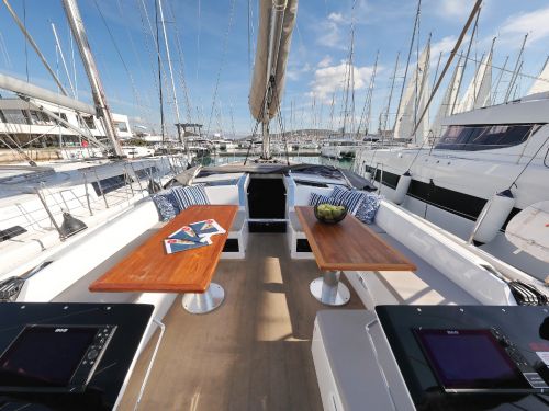 Hanse 460