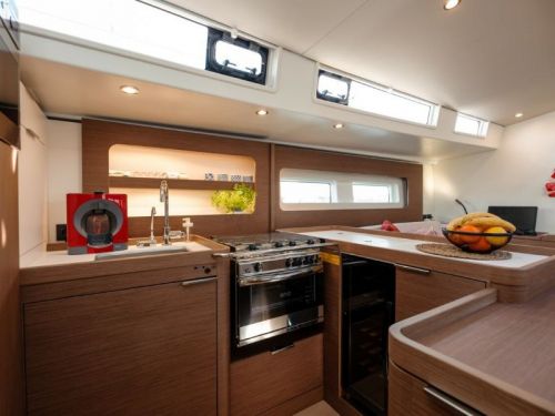 Beneteau Oceanis Yacht 54