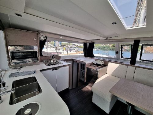 Fountaine Pajot Isla 40