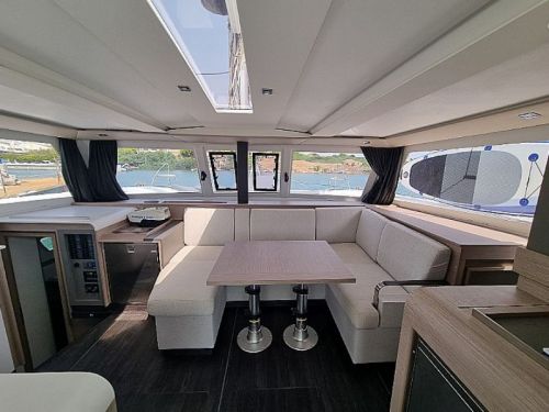 Fountaine Pajot Isla 40