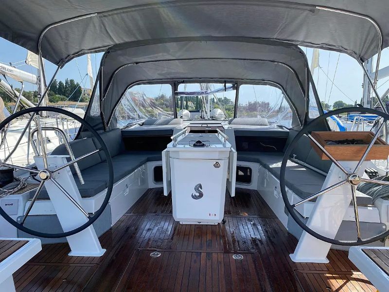 Beneteau Oceanis 51.1