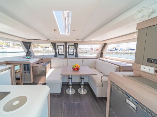 Fountaine Pajot Isla 40