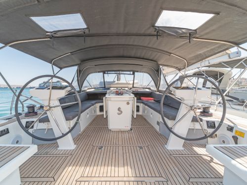 Beneteau Oceanis 51.1