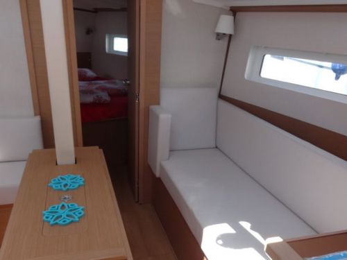 Jeanneau Sun Odyssey 380