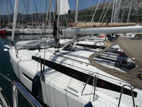 Jeanneau Sun Odyssey 380