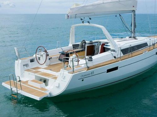 Beneteau Oceanis 45