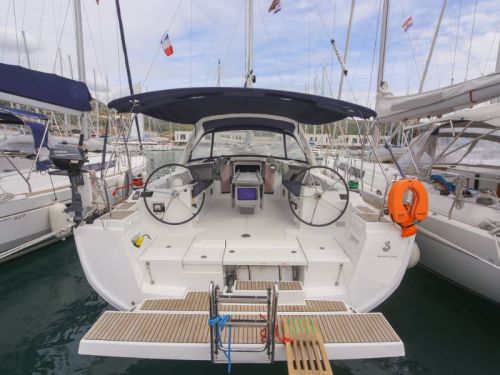 Beneteau Oceanis 45