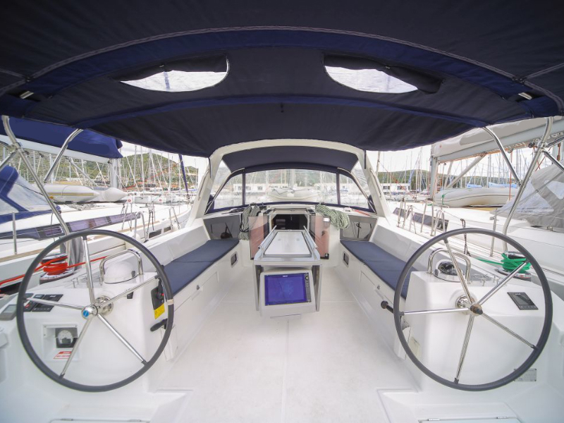 Beneteau Oceanis 45