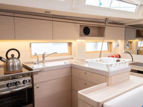 Beneteau Oceanis 51.1