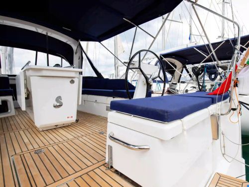 Beneteau Oceanis 51.1