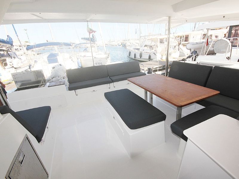 Fountaine Pajot Saona 47