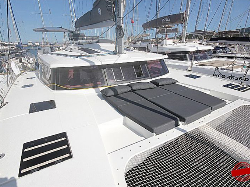 Fountaine Pajot Saona 47