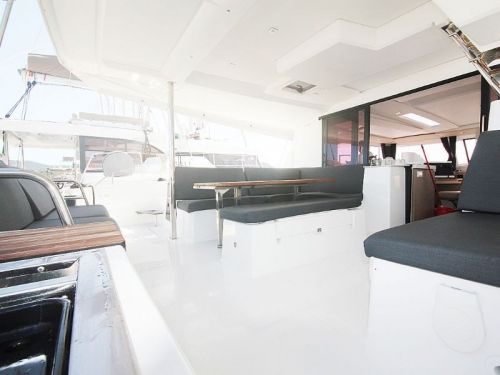 Fountaine Pajot Saona 47