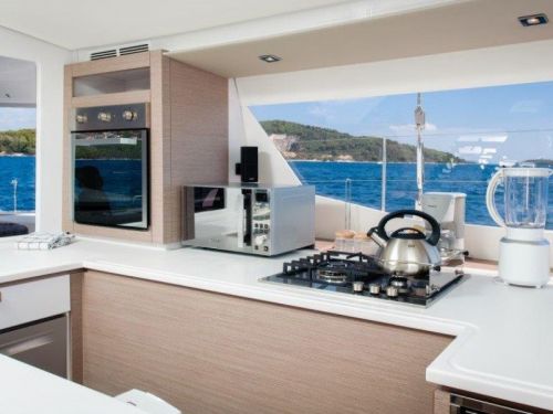 Fountaine Pajot Saba 50