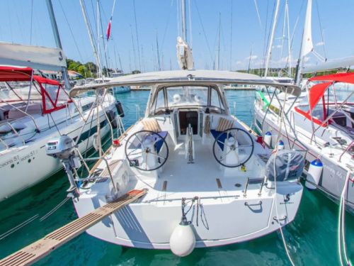 Beneteau Oceanis 38.1