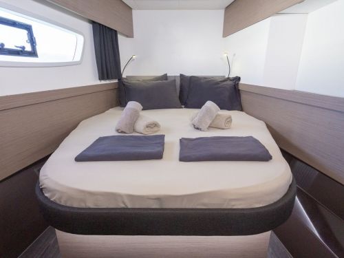 Fountaine Pajot Elba 45