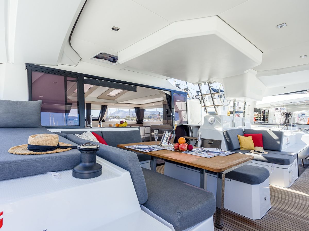 Fountaine Pajot Elba 45