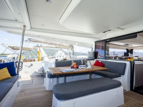 Fountaine Pajot Elba 45