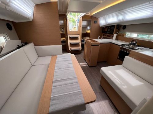 Jeanneau Sun Odyssey 410