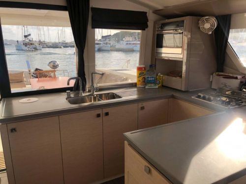 Fountaine Pajot Helia 44