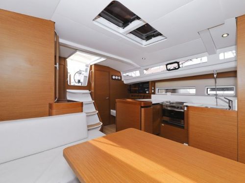 Jeanneau Sun Odyssey 440