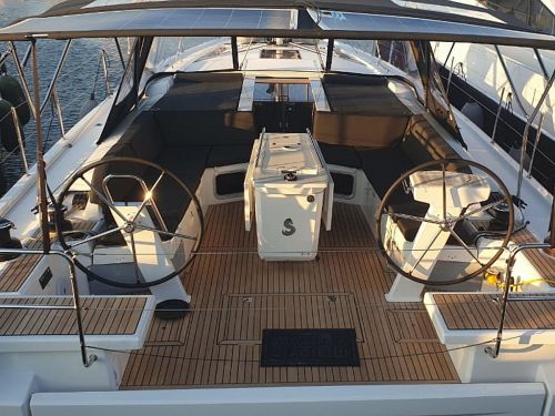 Beneteau Oceanis 51.1