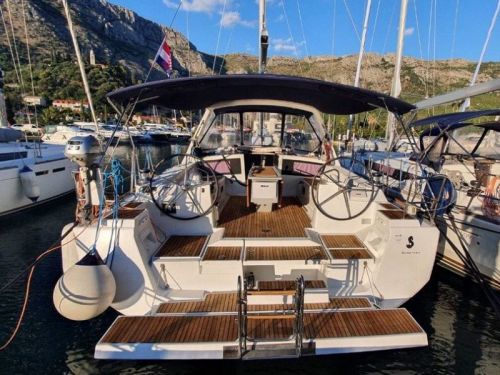 Beneteau Oceanis 48