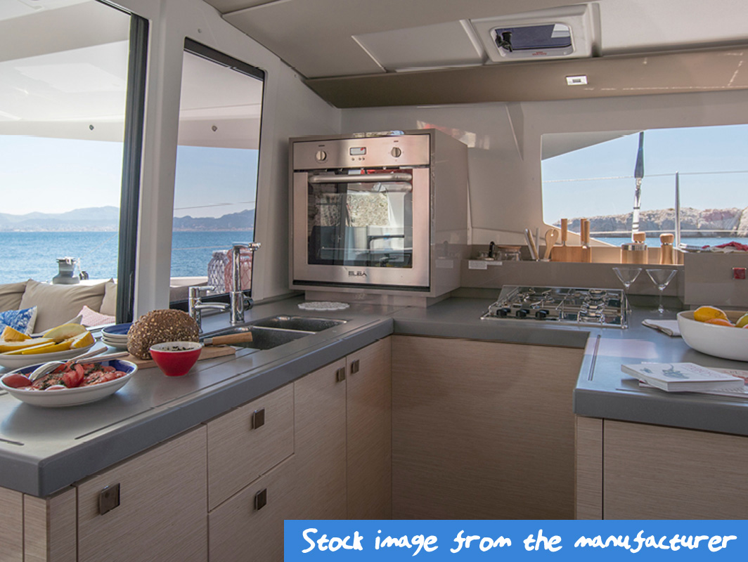 Fountaine Pajot Astrea 42