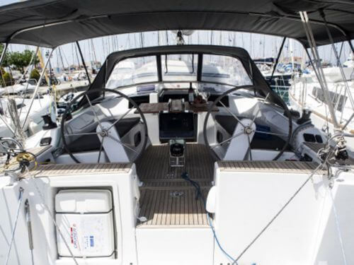 Hanse 415