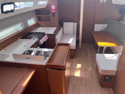 Jeanneau Sun Odyssey 410