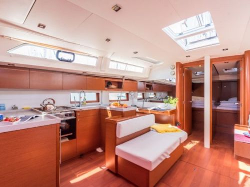 Beneteau Oceanis 51.1