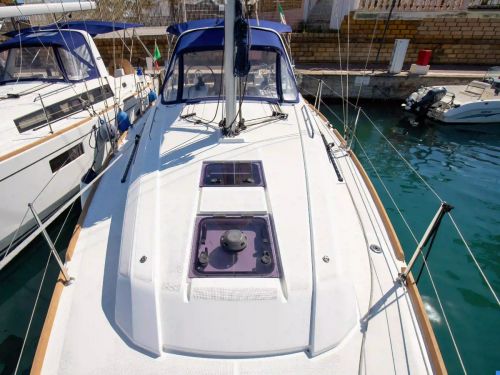 Beneteau Oceanis 35.1