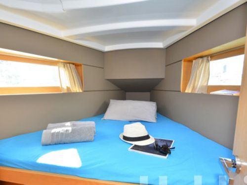 Beneteau Oceanis 35