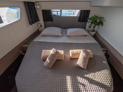 Fountaine Pajot Astrea 42